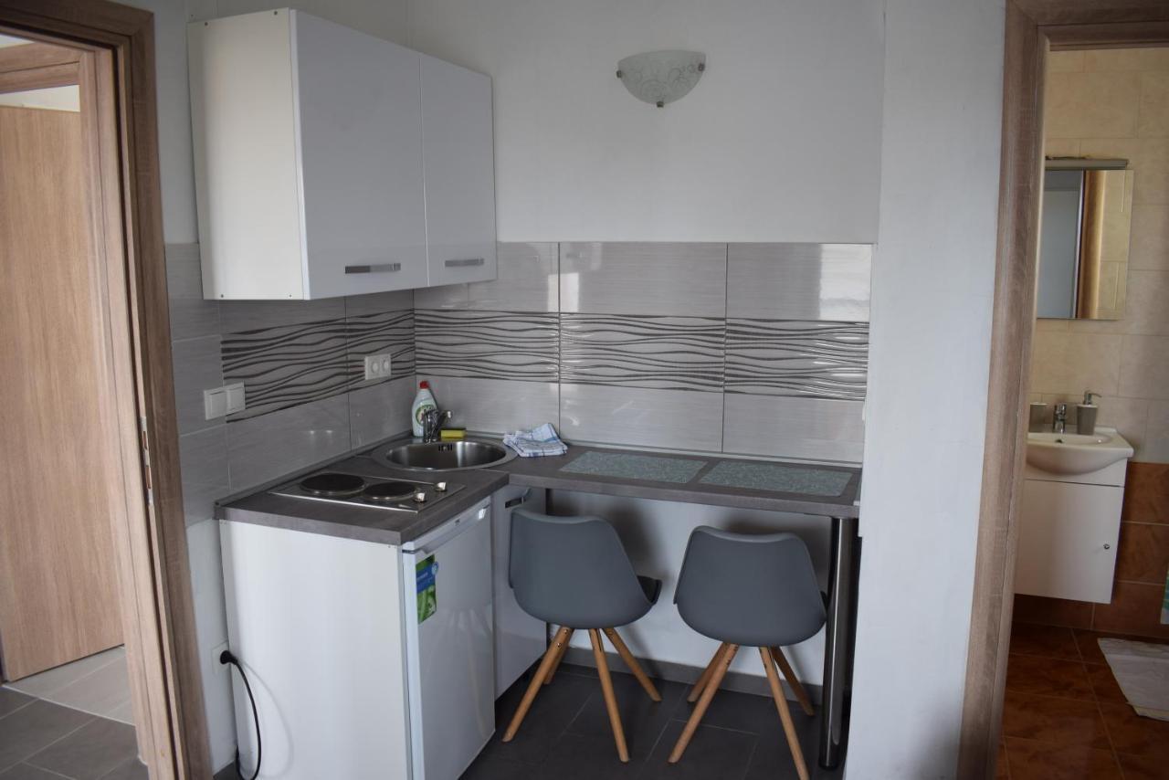 Apartmani Katica Novaglia Esterno foto